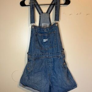 Levi’s denim shorts overalls